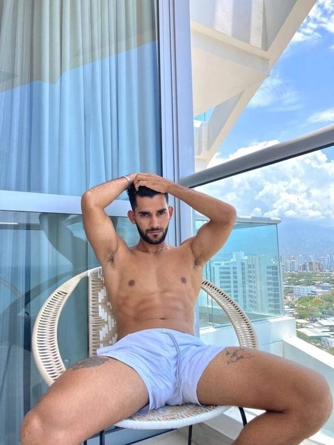 Subordinado2 OnlyFans Picture