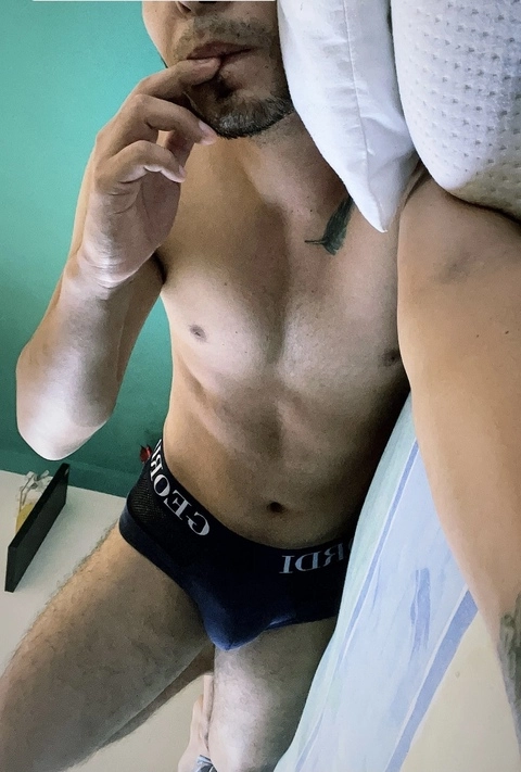 Esteban OnlyFans Picture