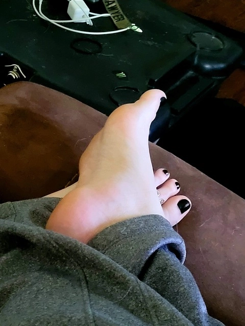 Footmomma OnlyFans Picture