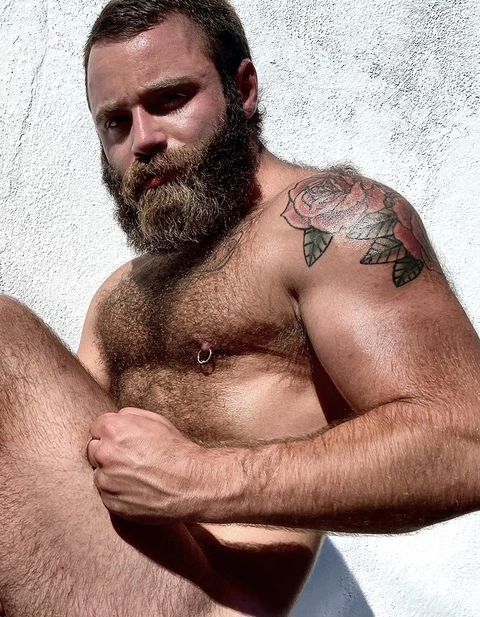 Baby Bear Muscles OnlyFans Picture