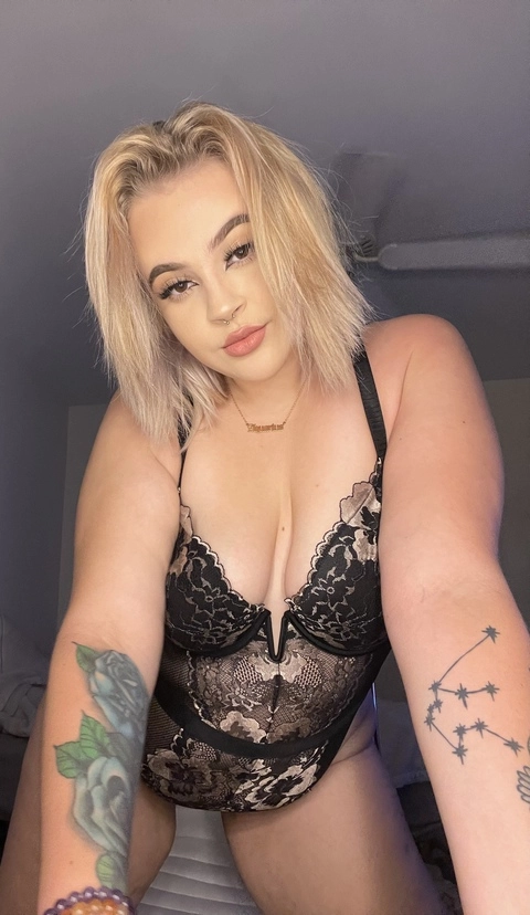 becca OnlyFans Picture