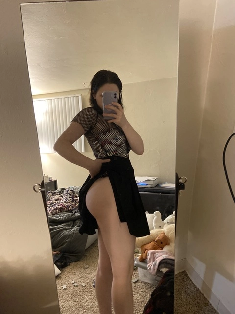 izzy OnlyFans Picture
