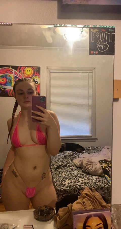 Summer OnlyFans Picture