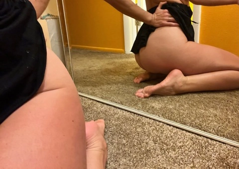 Funky Foot Fetish OnlyFans Picture