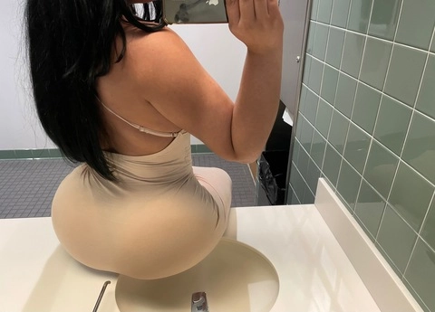 🍑 OnlyFans Picture