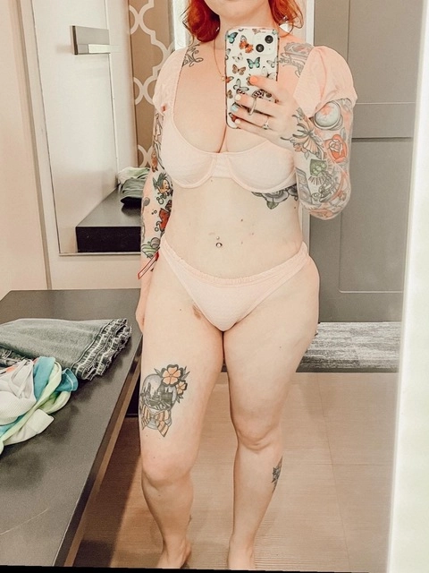 Dani Marie OnlyFans Picture