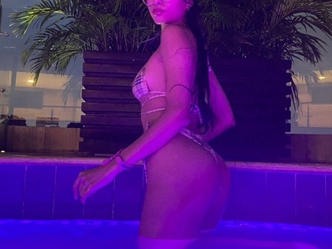 Mila OnlyFans Picture