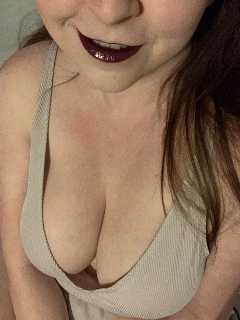 GreySkies96 OnlyFans Picture