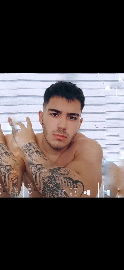 RUBEN OnlyFans Picture