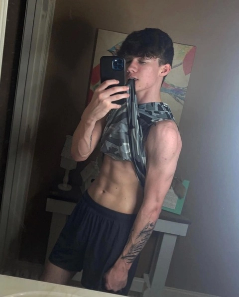 Steele Foster OnlyFans Picture