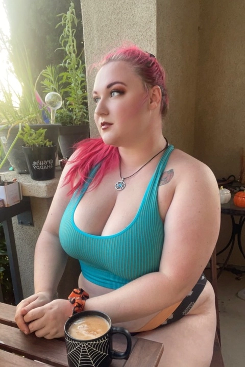 Tattooed Phoenx OnlyFans Picture