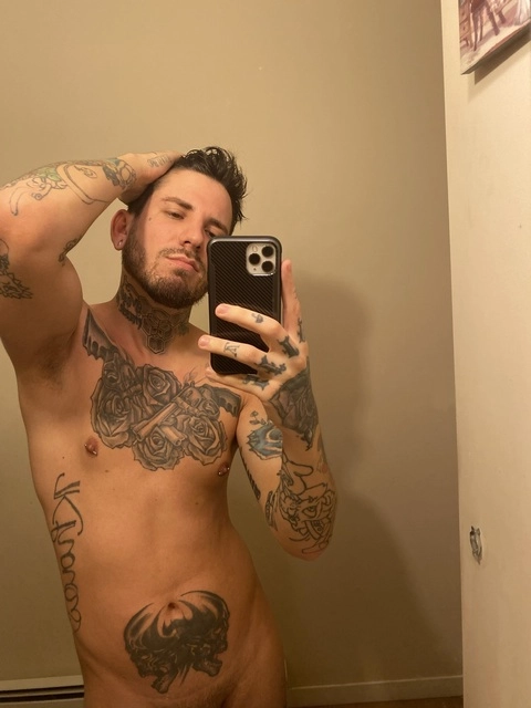 Ethan Blade OnlyFans Picture