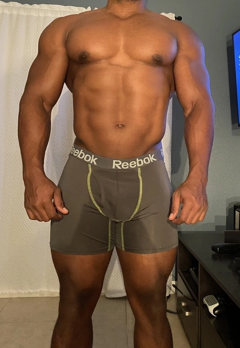 Brown Muscle OnlyFans Picture