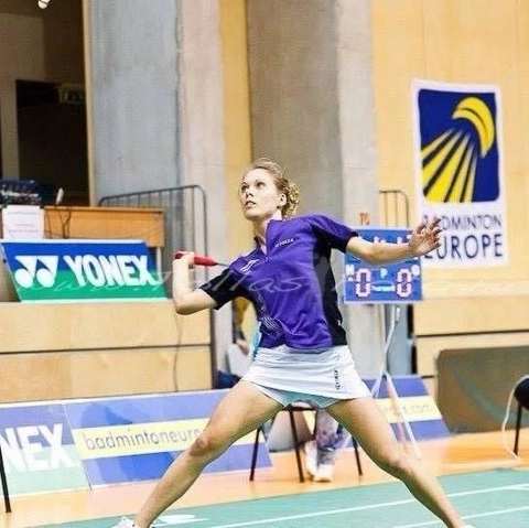 Miss nurse, professionel badmintonplayer