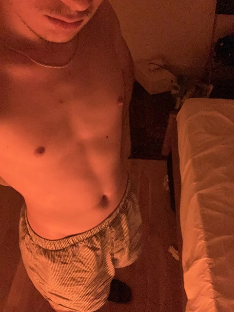 Elliot Moon OnlyFans Picture