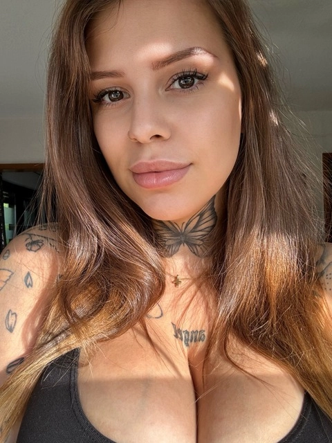 AngelvibesxFree OnlyFans Picture