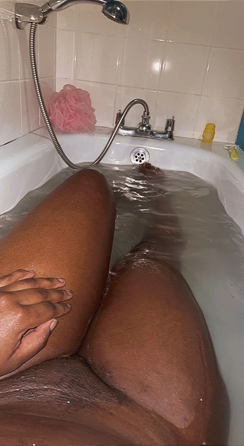 Ebonyxqueen OnlyFans Picture