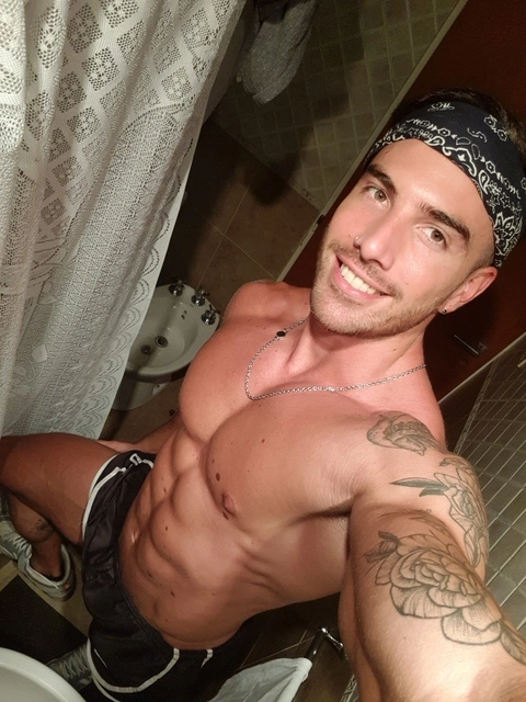 Jonathan Vella OnlyFans Picture