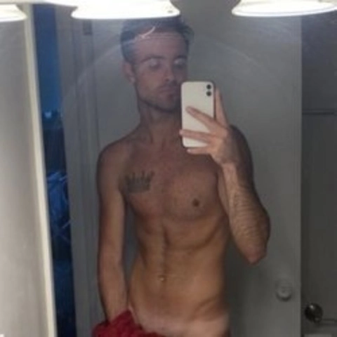 Louis OnlyFans Picture