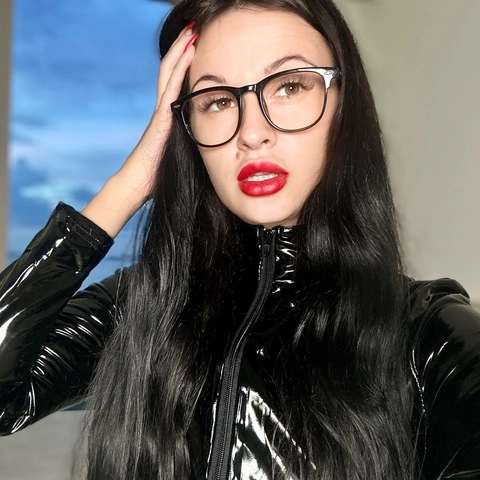 Mistress Anny😈👠 OnlyFans Picture