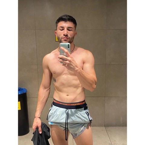 Rogeş OnlyFans Picture