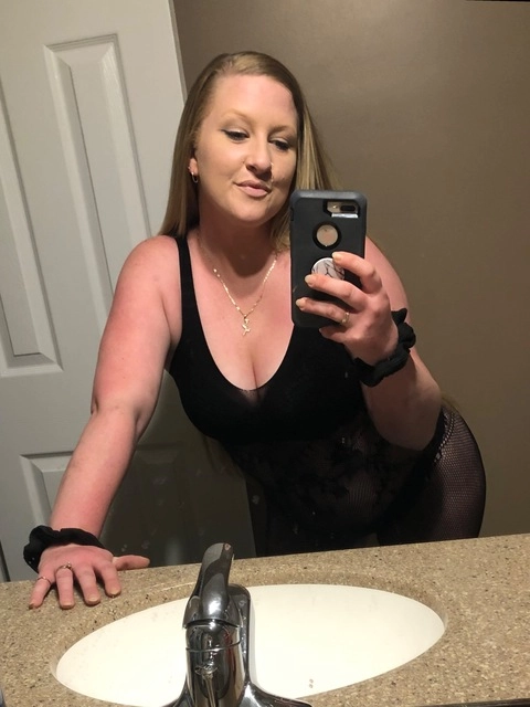 Goddess Tinkerbella FREE OnlyFans Picture