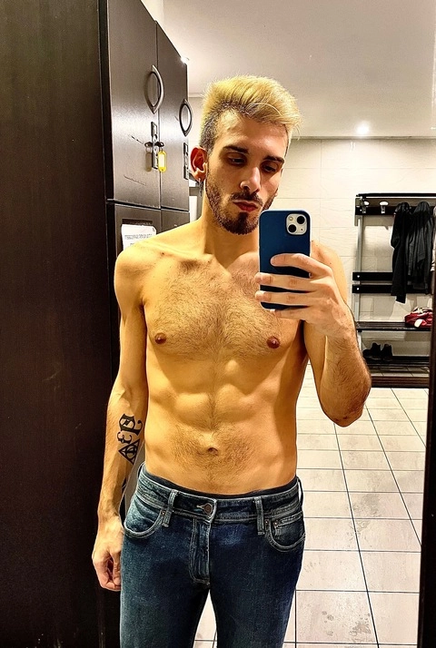 mattia39 OnlyFans Picture