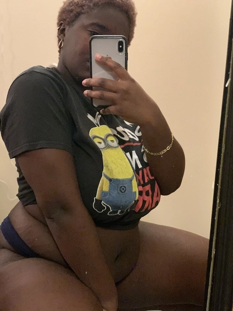 M'rie Rose OnlyFans Picture