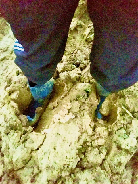 Muddy Side Up OnlyFans Picture