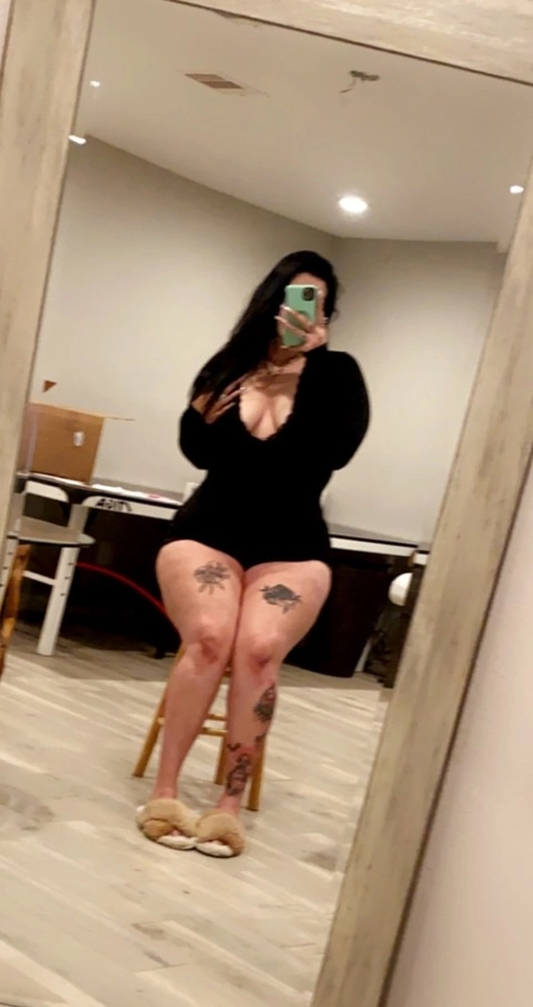 Curvy$ OnlyFans Picture