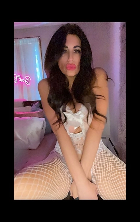 Bad Bunny OnlyFans Picture