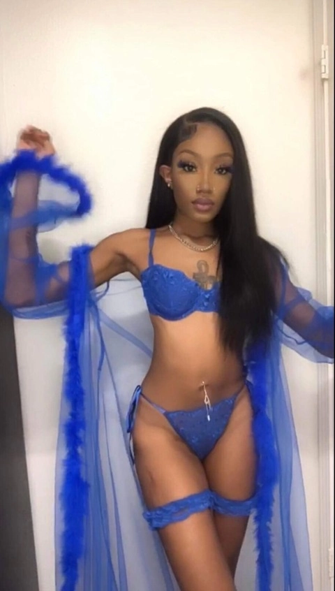 Miss Bleu💙 OnlyFans Picture