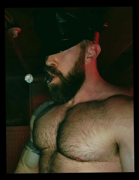 big.bud.wolf OnlyFans Picture