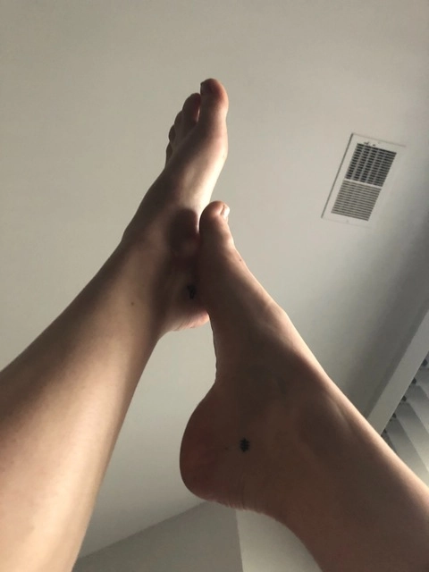 Pedicured Princess OnlyFans Picture