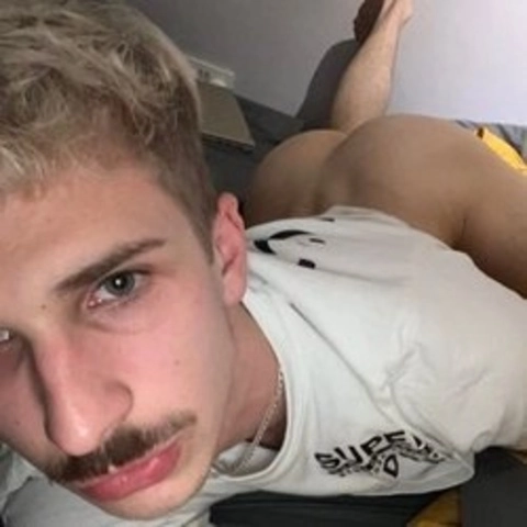 Papi OnlyFans Picture
