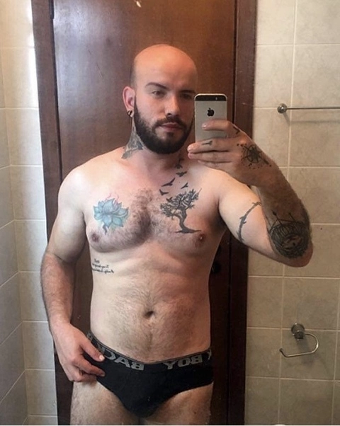 WILLIAM SANCHES DE CAMPOS OnlyFans Picture