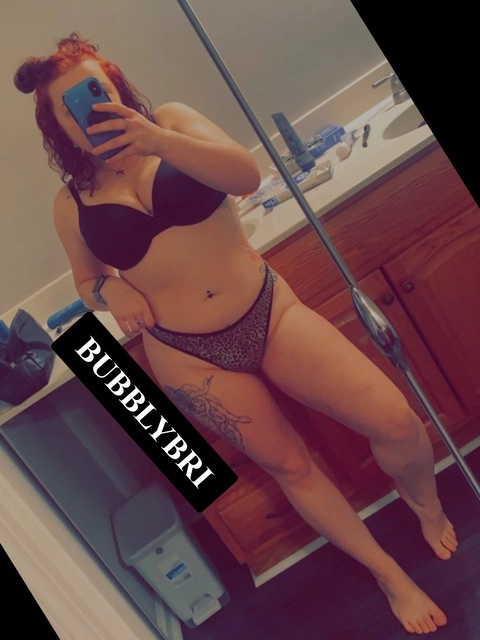 BubblyBri OnlyFans Picture