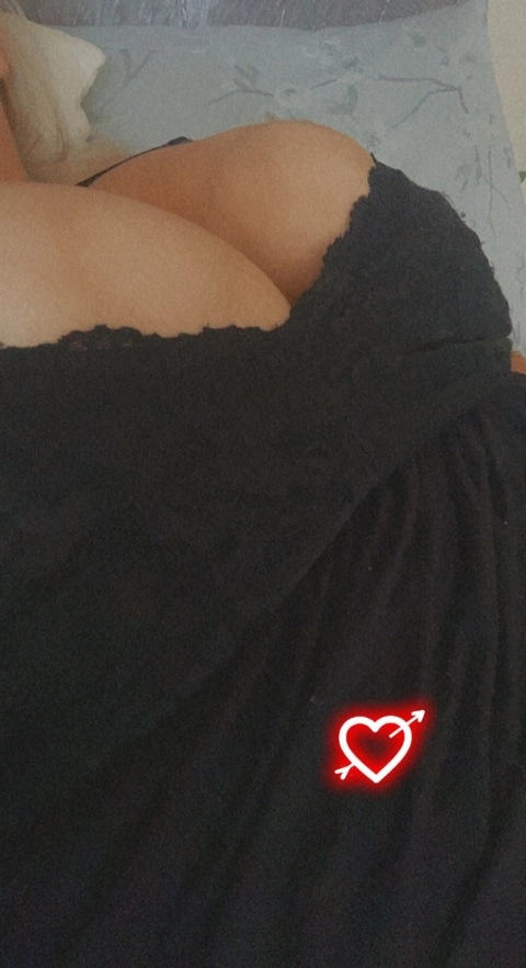 SunLove OnlyFans Picture