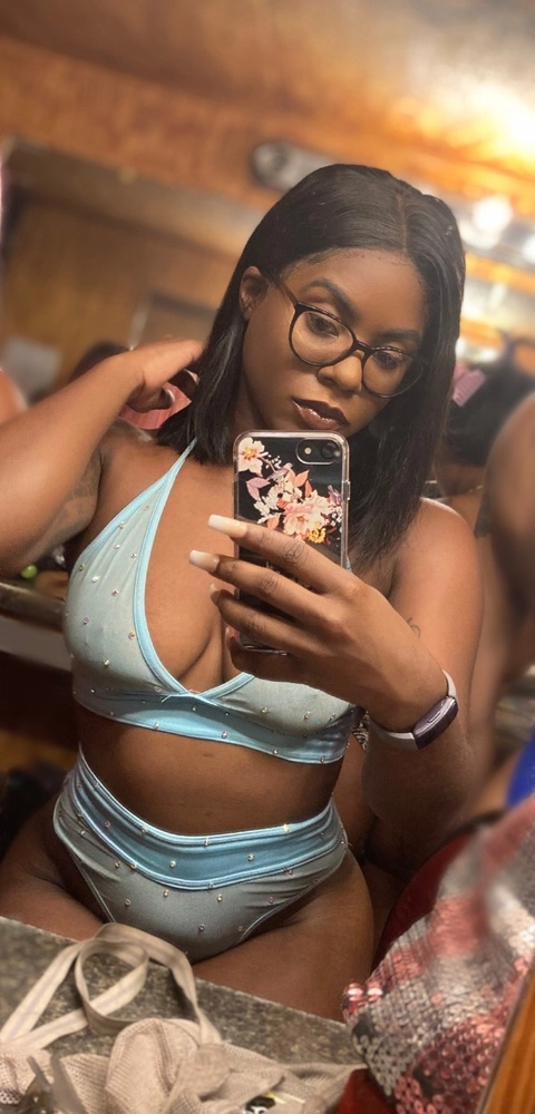 Miss Janessence OnlyFans Picture