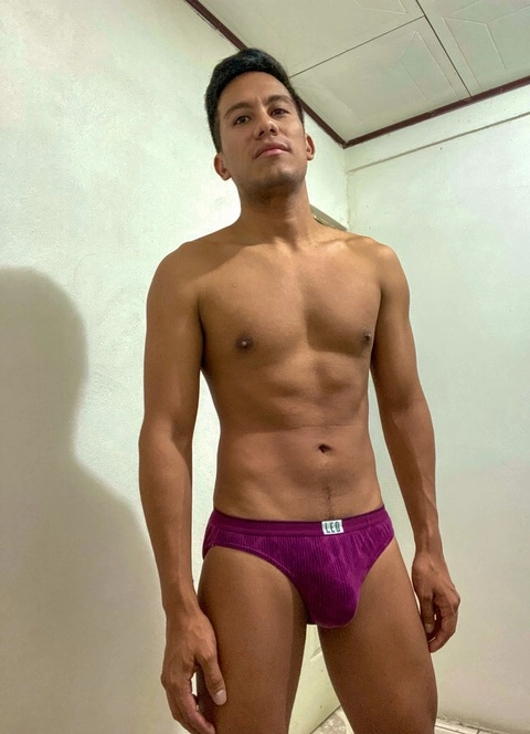 Latin Sexy Boy OnlyFans Picture