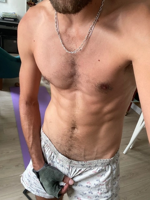 Hugo OnlyFans Picture