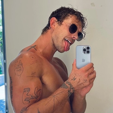 Christian Hogue OnlyFans Picture