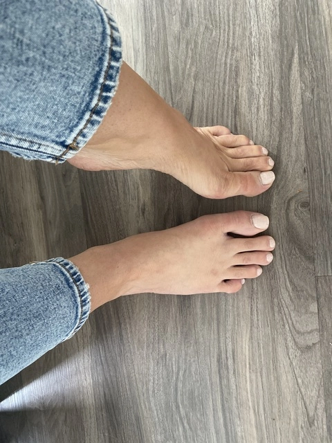 feetsies15 OnlyFans Picture