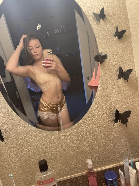 Sabrina OnlyFans Picture