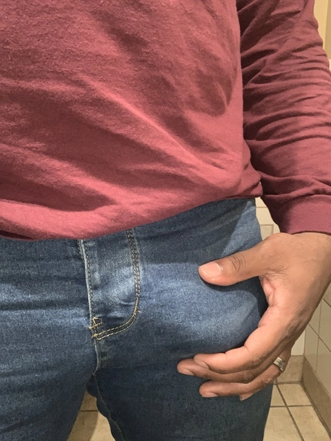 Fatblackcock OnlyFans Picture