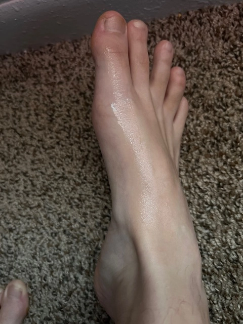 FtMFeet OnlyFans Picture