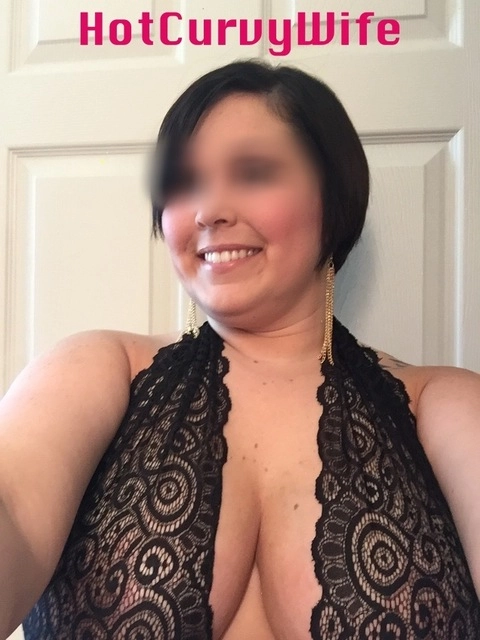 HotCurvyWife OnlyFans Picture