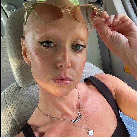 Bald Bikini Babe OnlyFans Picture