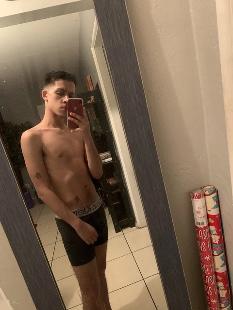 pisces latino 👅 OnlyFans Picture