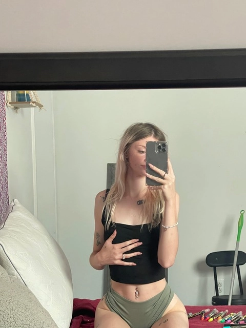 babyj? OnlyFans Picture